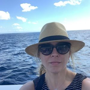 Meet your Posher, Kelly